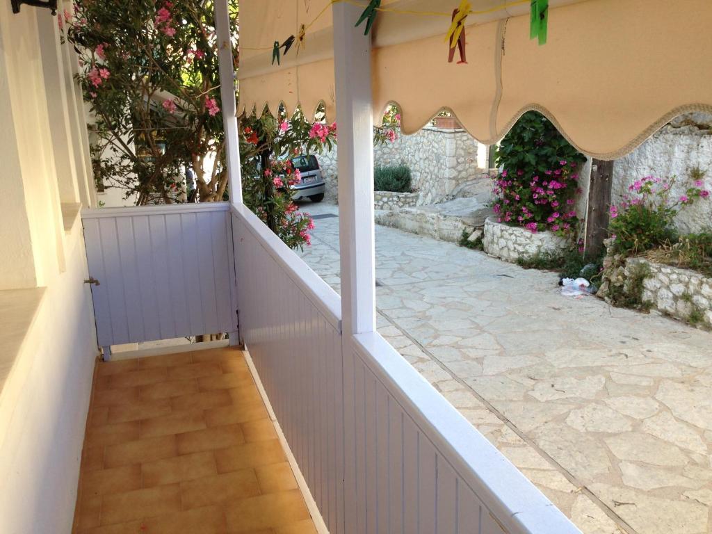 Konstantina Studios Áyios Nikítas Esterno foto